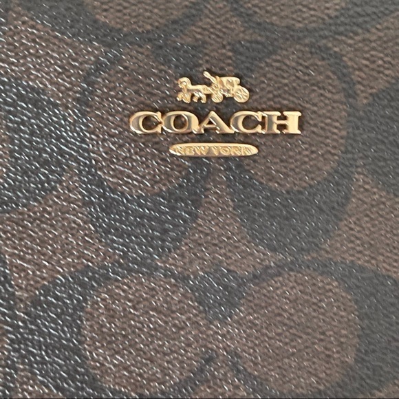 Coach Mini Camera Bag (SOLD OUT ONLINE) - Picture 5 of 13